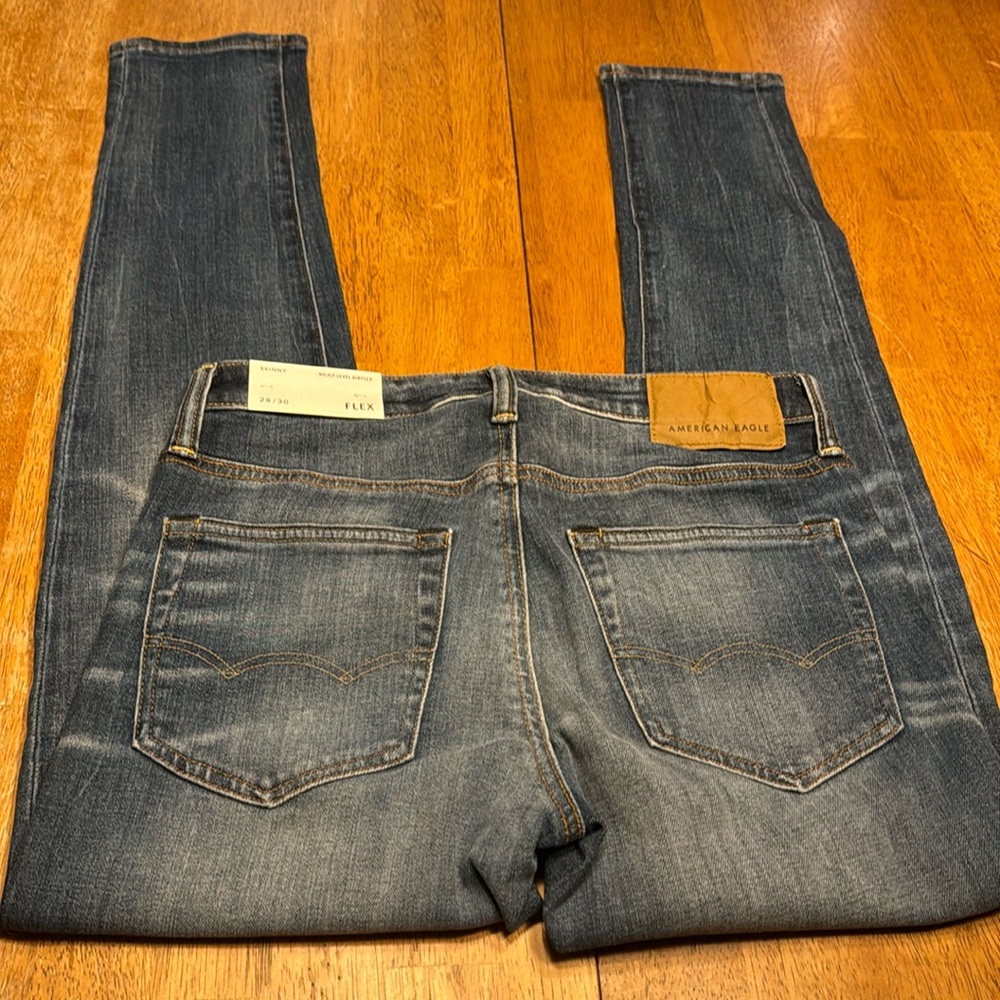 American Eagle Jeans NWT 28/30 Next Level Skinny